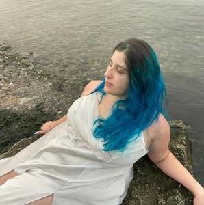 Meet your Posher, Athena